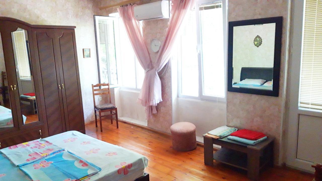 Pospolita Guest House Kutaisi Exterior foto