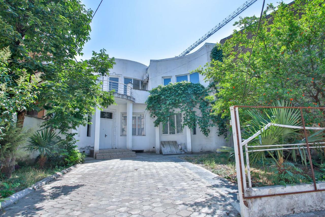 Pospolita Guest House Kutaisi Exterior foto